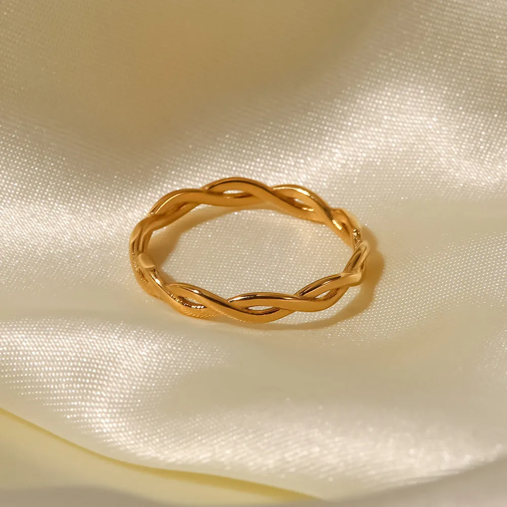 18K Gold Plated Twist Linear Stacking Ring