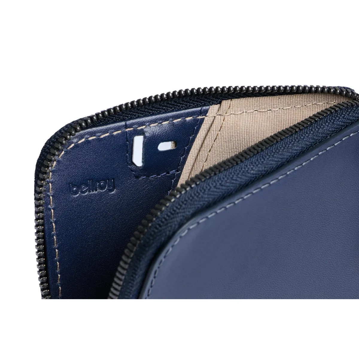 Bellroy Card Pocket in Navy