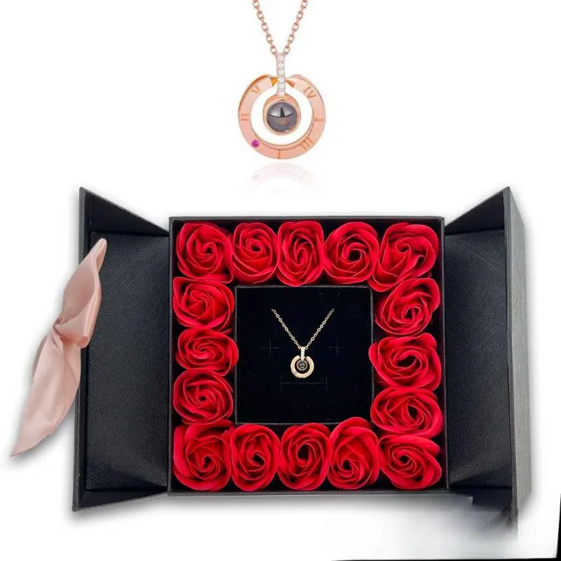 Luxurious Velvet Rose Gift Box With Custom