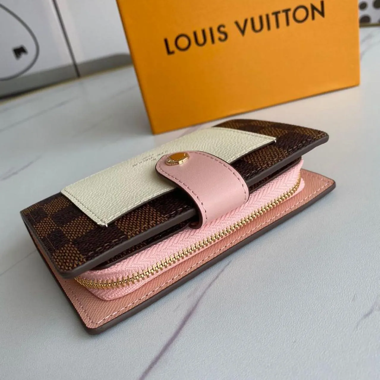 Luxury Wallets - LOV - 6059