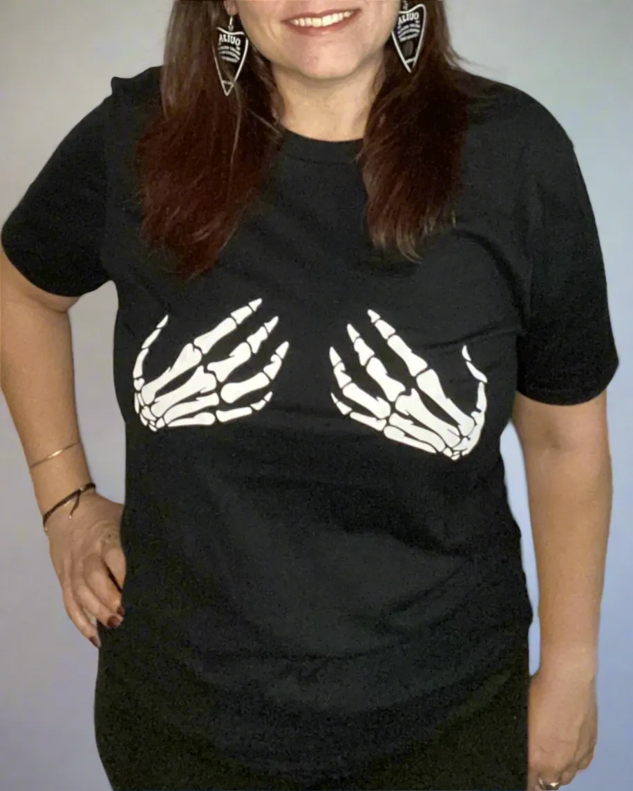 skeleton hands | graphic top